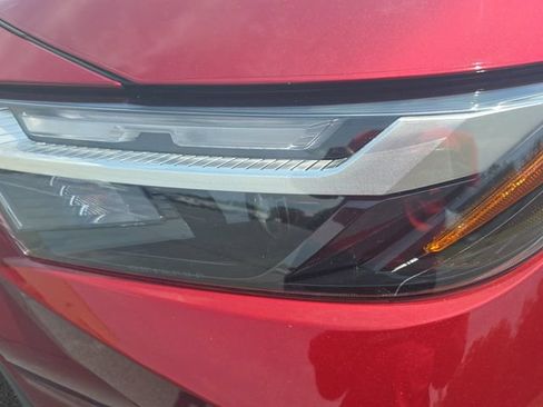Used 2025 Toyota RAV4 XLE Premium FWD image 32