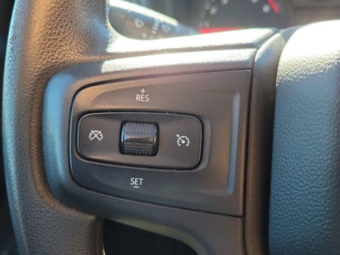 Used 2019 Chevrolet Silverado 1500 Custom Trail Boss w/ Custom Convenience Package image 19