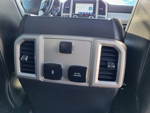 Used 2021 Ford F250 Lariat w/ Chrome Package image 5