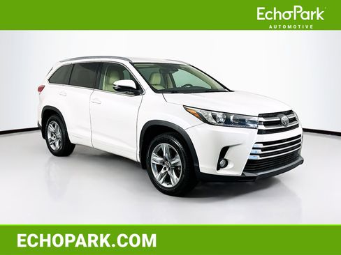 Used 2018 Toyota Highlander Limited image 1