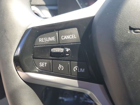 Used 2025 BMW i4 eDrive40 RWD image 30
