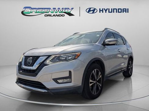 Used 2018 Nissan Rogue SL FWD image 4