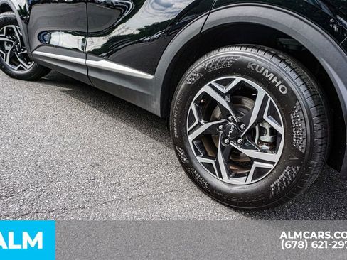 Used 2025 Kia Sportage LX FWD image 16