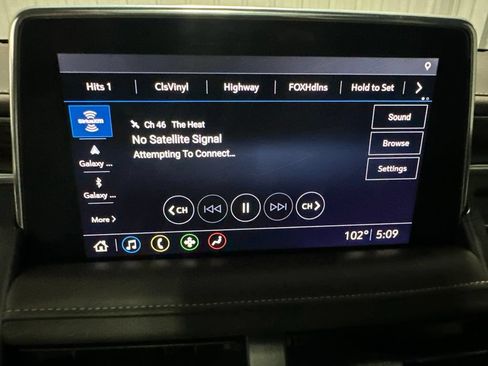 Used 2021 Chevrolet Tahoe Z71 w/ Z71 Signature Package AWD/4WD image 21
