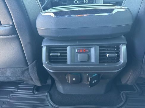 Used 2024 Ford F150 Lariat w/ Equipment Group 502A High AWD/4WD image 13