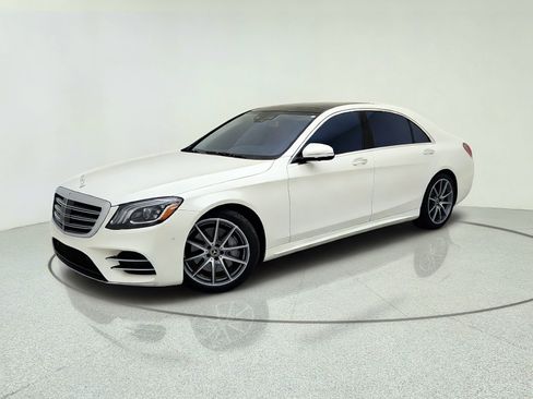 Used 2019 Mercedes-Benz S 560 Sedan image 1