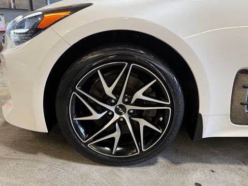 Used 2022 Kia Stinger GT-Line RWD image 38