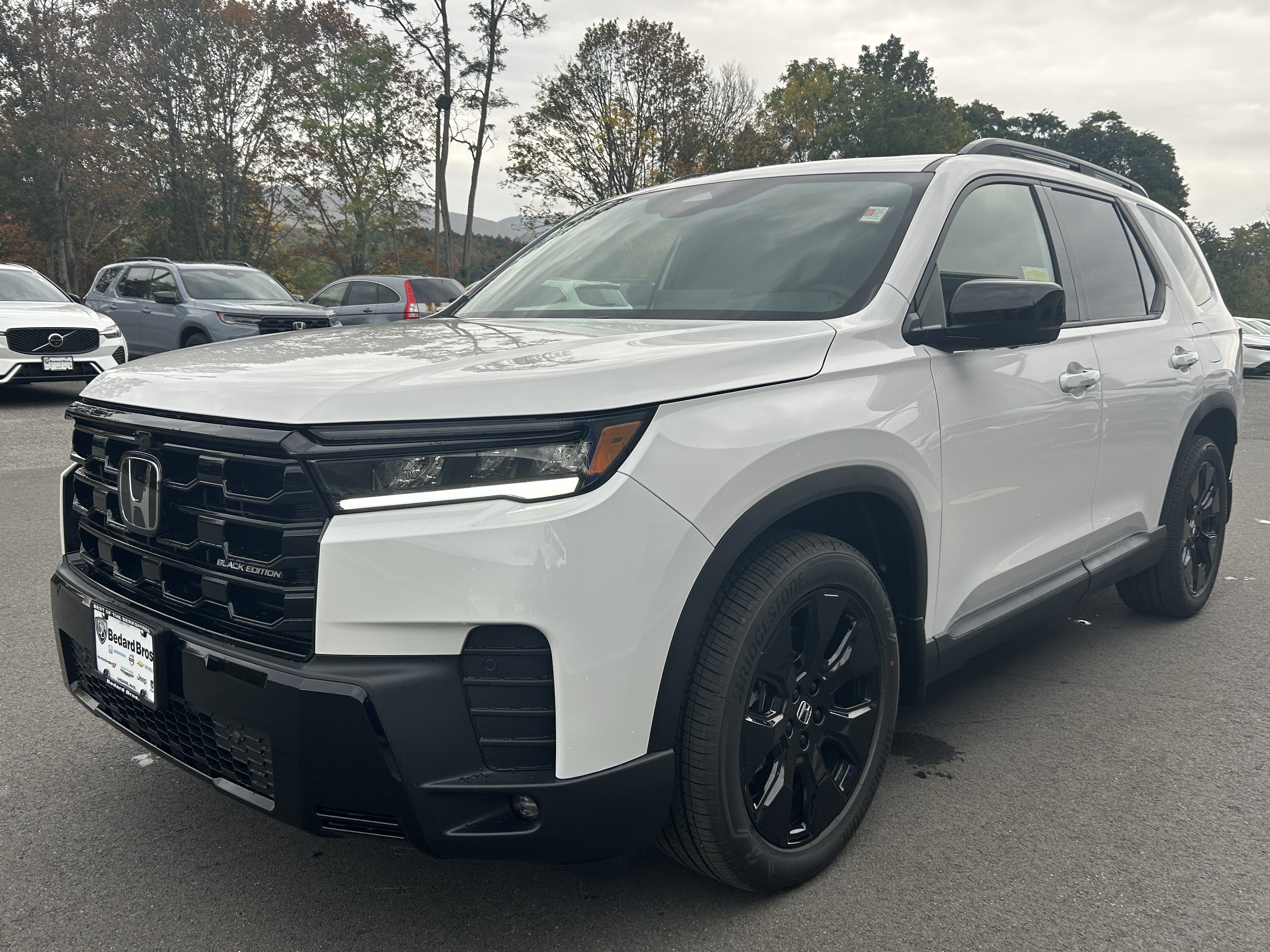 New 2026 Honda Pilot Black Edition image 1