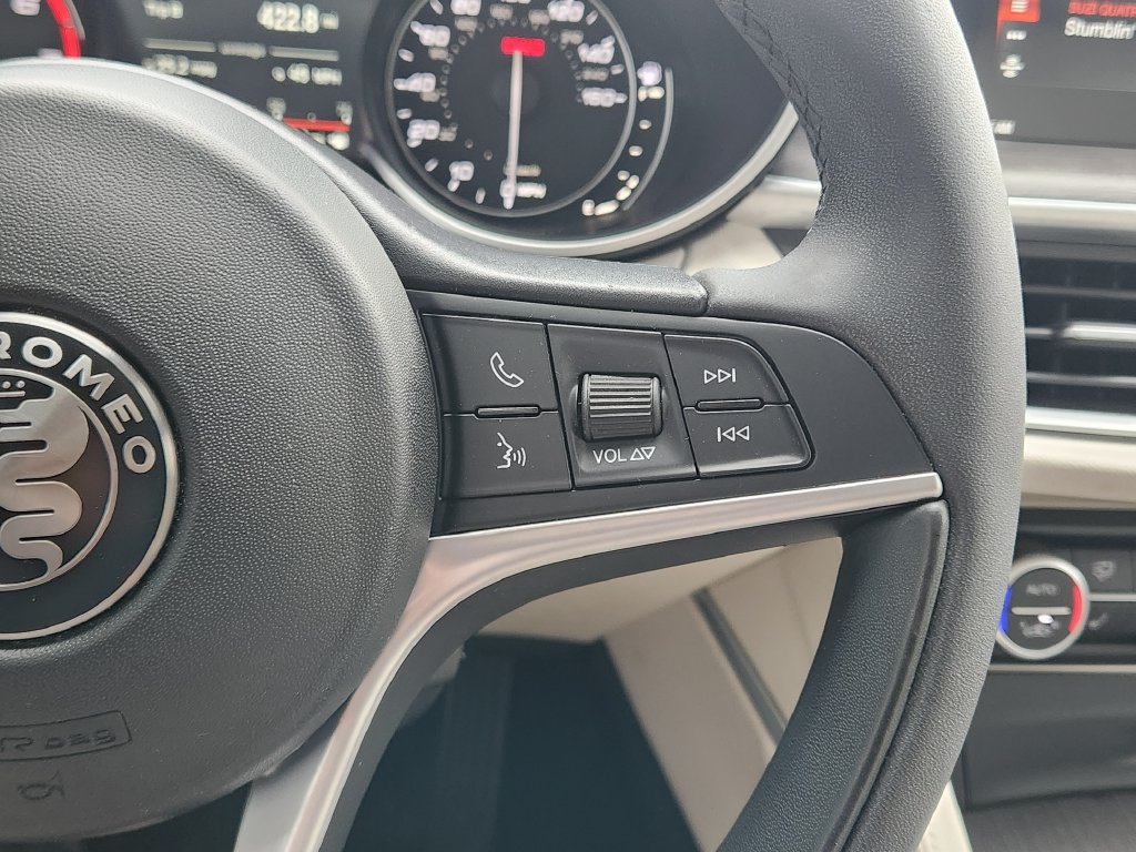 Used 2019 Alfa Romeo Stelvio Ti AWD/4WD image 18