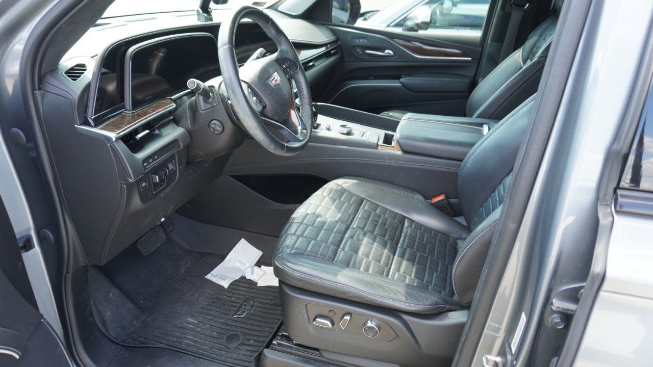 Used 2022 Cadillac Escalade Sport Platinum w/ LPO, ONYX Package RWD image 9