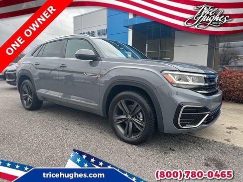 Used 2021 Volkswagen Atlas Cross Sport SE image 1