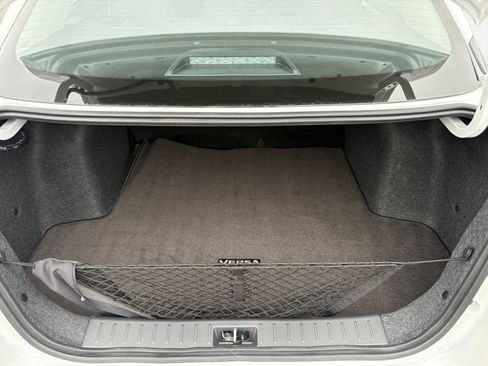 New 2025 Nissan Versa SR image 13