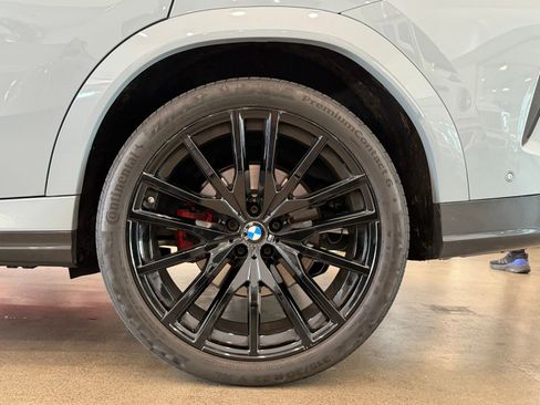 Used 2026 BMW X6 xDrive40i AWD/4WD image 18