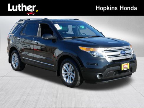 Used 2013 Ford Explorer XLT FWD image 1