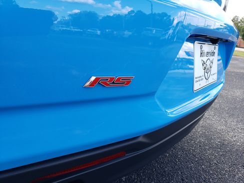 Used 2022 Chevrolet Camaro LT w/ RS Package image 13