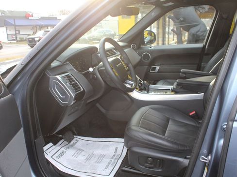 Used 2019 Land Rover Range Rover Sport HSE image 13