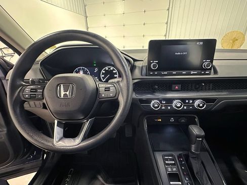 Used 2024 Honda CR-V LX image 34