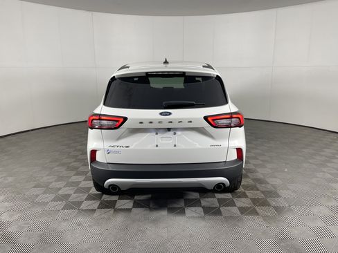 Used 2023 Ford Escape Active image 4