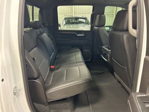 Used 2025 GMC Sierra 3500 Denali w/ Denali Reserve Package image 31