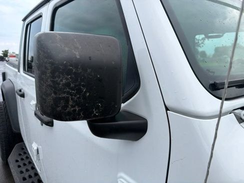 Used 2021 Jeep Gladiator Sport w/ Trailer Tow Package AWD/4WD image 6