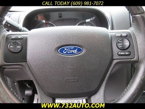 Used 2009 Ford Explorer XLT image 19