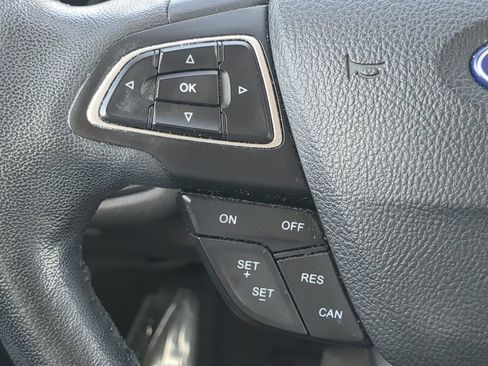 Used 2019 Ford Escape Titanium image 26