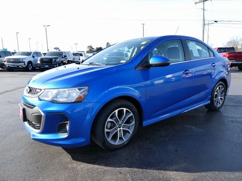 Used 2020 Chevrolet Sonic LT w/ Convenience Package image 8