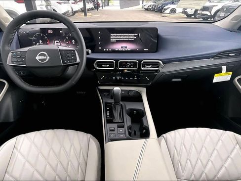 New 2026 Nissan Sentra SL FWD image 5