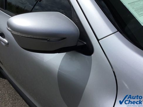 Used 2017 Nissan Juke SV image 15