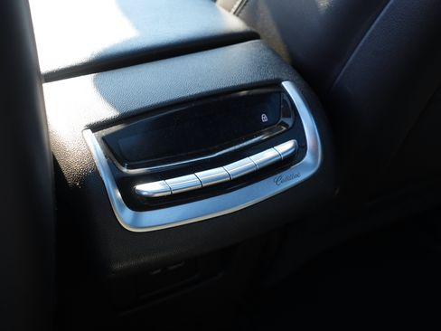 Used 2022 Cadillac XT6 Premium Luxury AWD/4WD image 26