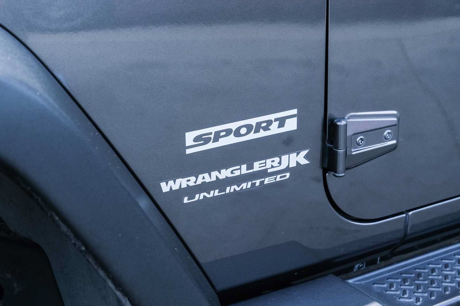 Used 2018 Jeep Wrangler Unlimited Sport S AWD/4WD image 5