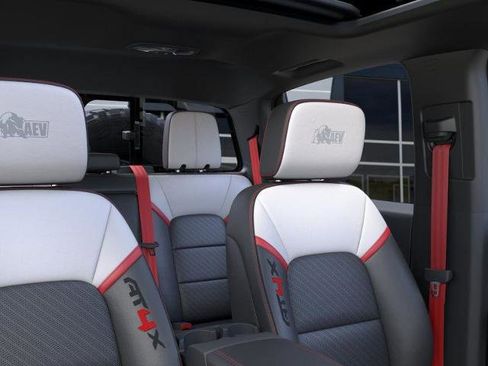 New 2026 GMC Canyon AT4X w/ AT4X AEV Edition image 24