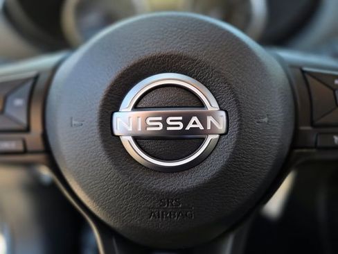 Used 2025 Nissan Versa S FWD image 23