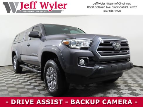 Used 2018 Toyota Tacoma SR5 image 1