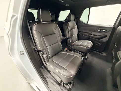 Certified 2023 Chevrolet Traverse Premier image 30