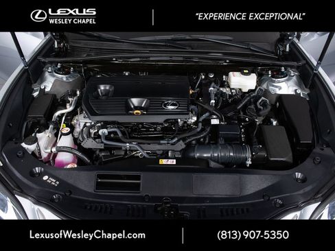Used 2023 Lexus ES 300h w/ Premium Package FWD image 11