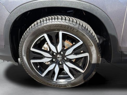 Used 2019 Honda Pilot Touring image 35