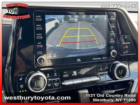 Used 2022 Toyota Highlander Limited AWD/4WD image 36