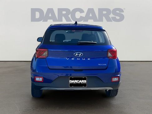 Used 2022 Hyundai Venue SE w/ Cargo Package image 6