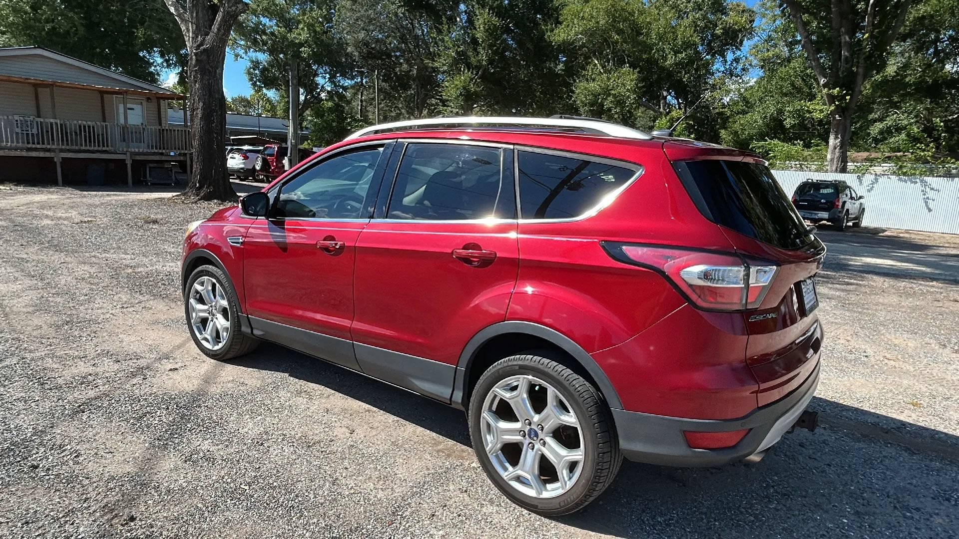 Used 2017 Ford Escape Titanium FWD image 13