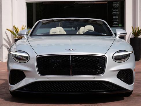 New 2026 Bentley Continental GTC AWD/4WD image 10