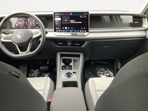 New 2026 Volkswagen Tiguan S FWD image 13