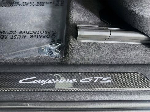New 2026 Porsche Cayenne GTS image 10