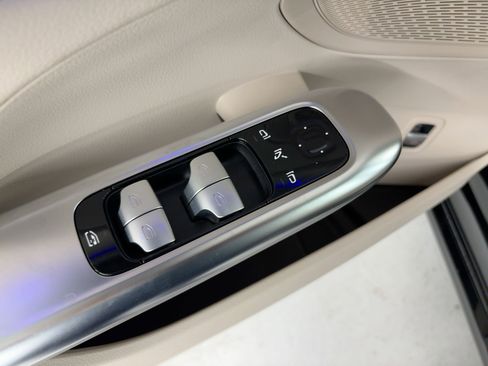 Certified 2025 Mercedes-Benz C 300 Sedan image 47