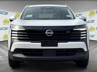 New 2025 Nissan Kicks SR