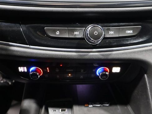 Used 2023 Buick Enclave Avenir w/ Avenir Technology Package image 37