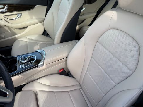 Certified 2020 Mercedes-Benz C 300 Sedan image 2