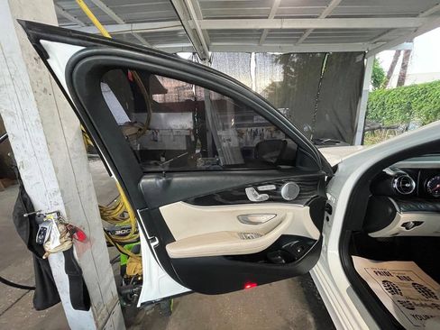 Used 2018 Mercedes-Benz E 300 image 7