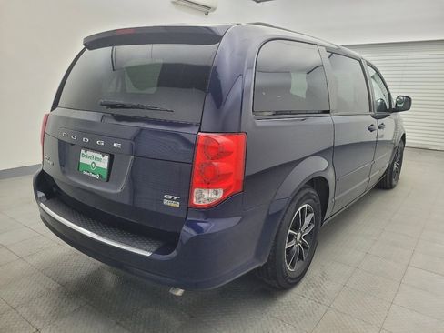 Used 2017 Dodge Grand Caravan GT image 9