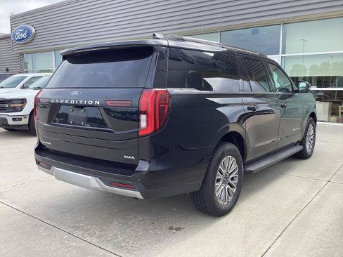 Certified 2026 Ford Expedition Max Platinum AWD/4WD image 3